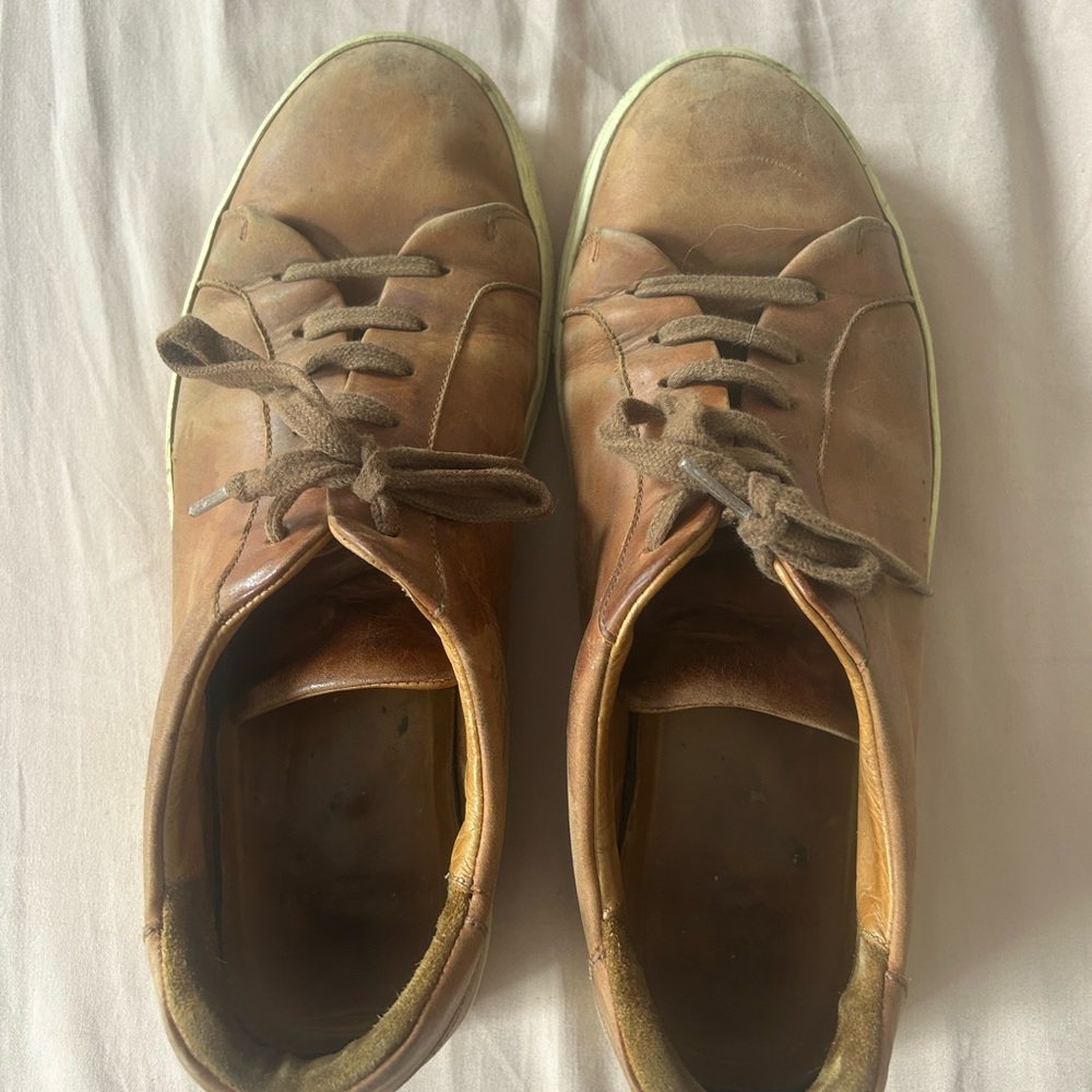 Brown Casual Leather Sneakers with Lace-Up Design